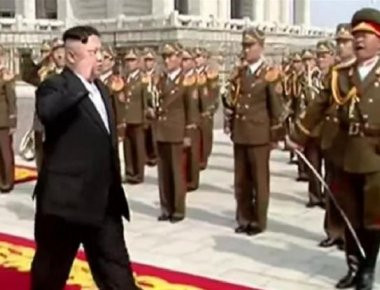 FT: Γιατί η Β. Κορέα θα επιλέξει να χτυπήσει πρώτη και πότε- Τί προβλέπει το στρατιωτικό δόγμα του Κιμ Γιονγκ Ουν